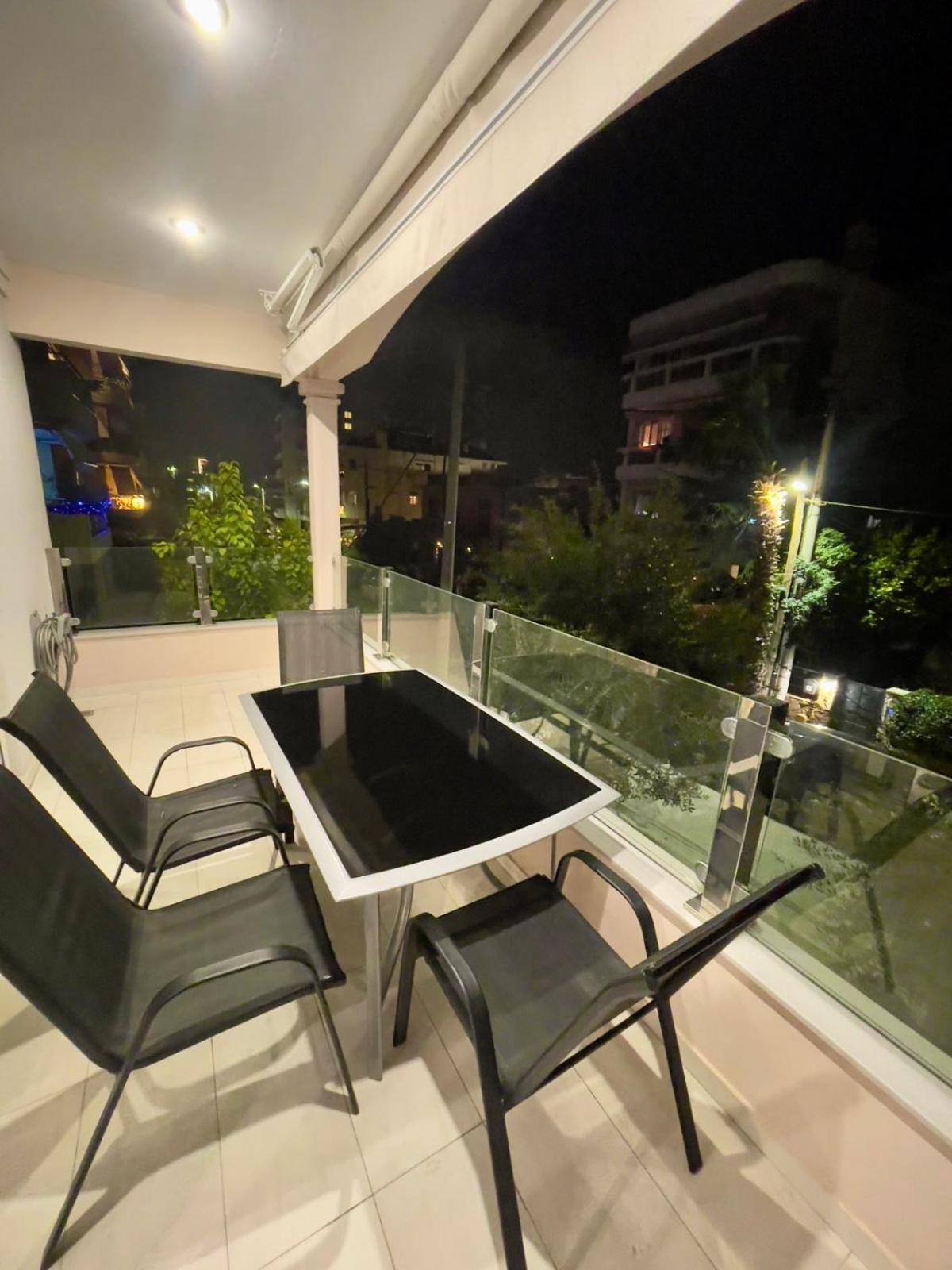 Appartement Alimos Luxury Prestige à Athènes Extérieur photo
