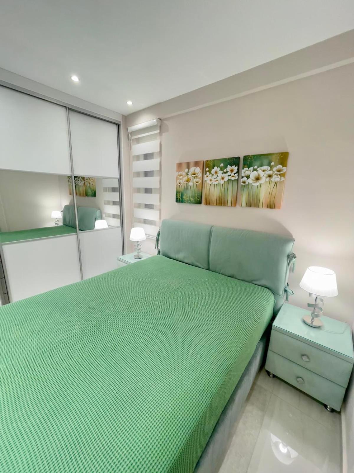 Appartement Alimos Luxury Prestige à Athènes Extérieur photo