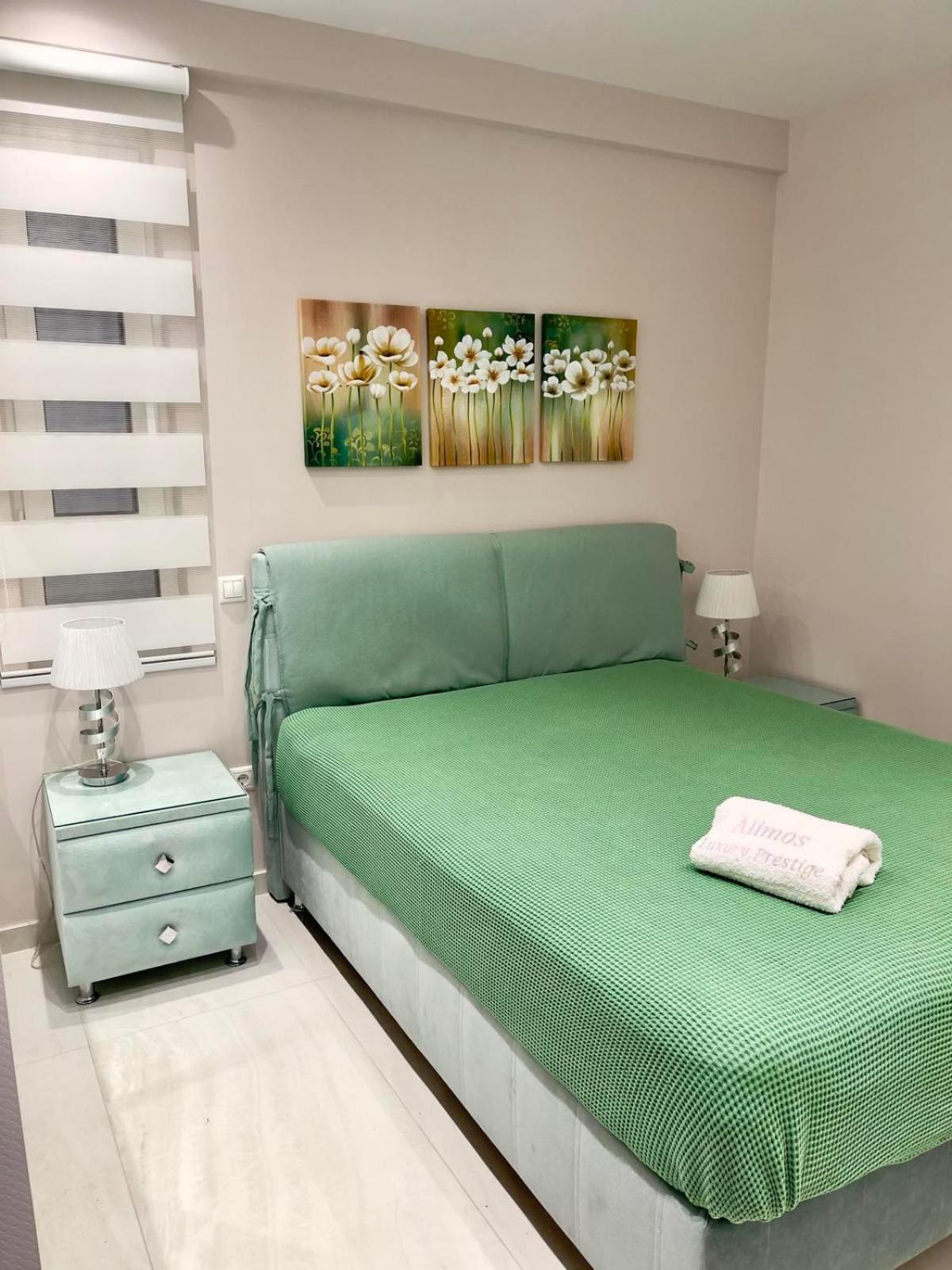 Appartement Alimos Luxury Prestige à Athènes Extérieur photo